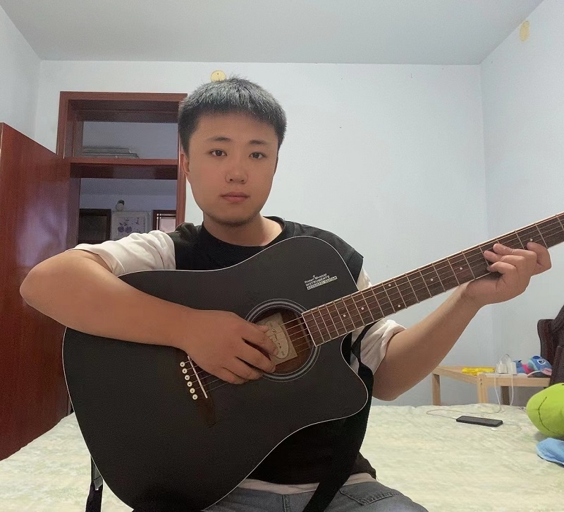 鹤壁煤化工有限公司-何丞洲-个人生活照.jpg